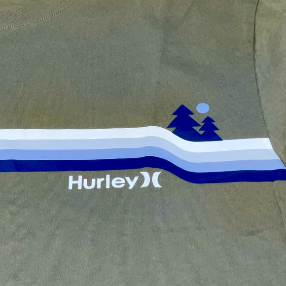 Hurley Stripe Forest Tee - Size XL - Picture 1 of 2